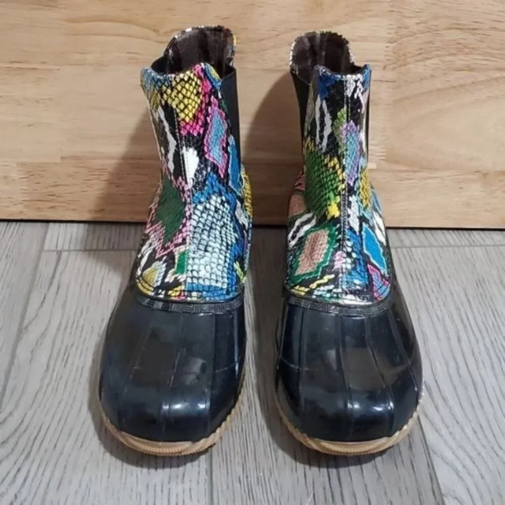 Chelsea Rain Boots Duck Multi Color Snake Skin Print Fleece Women's WOMANS Sz 6